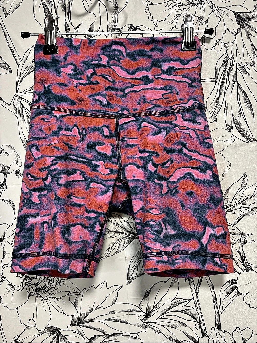 lululemon Wunder Train High-Rise Short 6" Pink & Blue